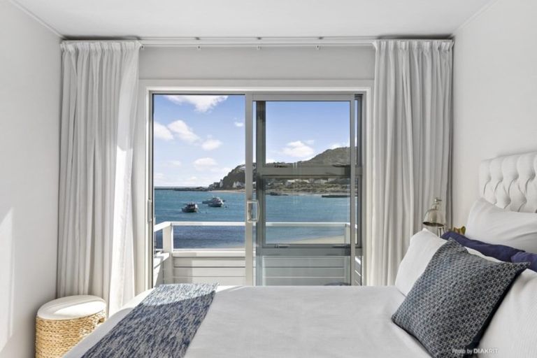 Photo of property in 3/222 The Esplanade, Island Bay, Wellington, 6023