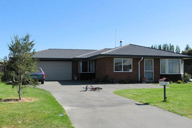 Photo of property in 11 Pearce Place, Kaiapoi, 7630