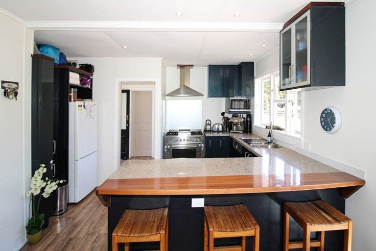 Photo of property in 92 Chester Road, Clareville, Carterton, 5791
