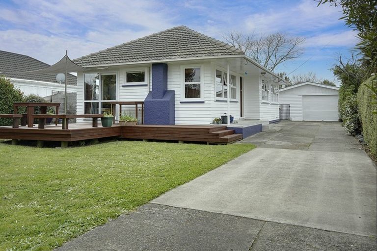 Photo of property in 104 Parkers Road, Tahunanui, Nelson, 7011