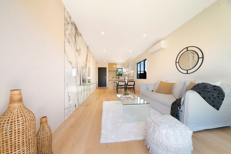 Photo of property in 15 Octans Road, Westgate, 0814
