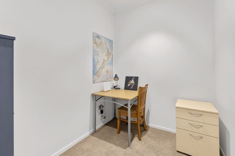 Photo of property in 90 Squadron Drive, Hobsonville, Auckland, 0616