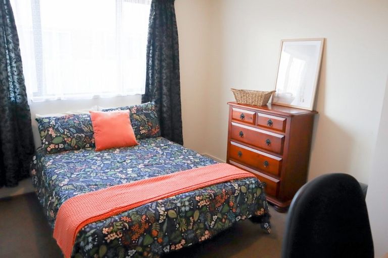 Photo of property in 158a Peverel Street, Riccarton, Christchurch, 8041