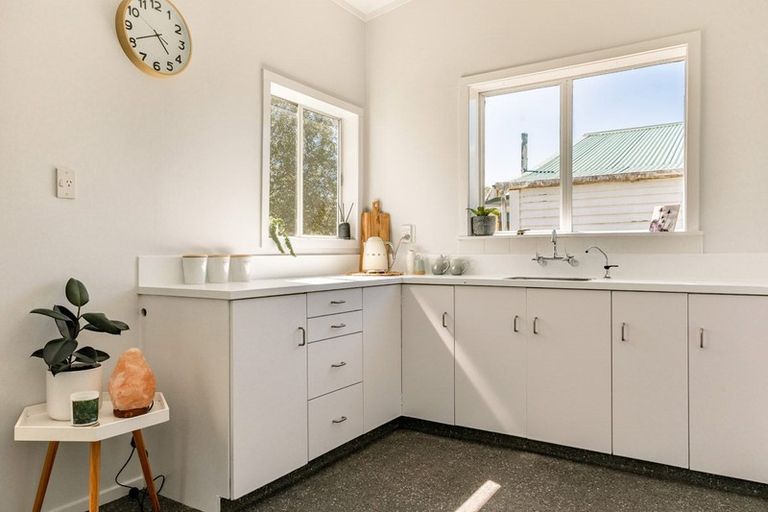 Photo of property in 78 Derby Street, Westport, 7825