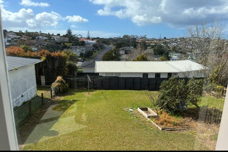 Photo of property in 66 Sycamore Drive, Sunnynook, Auckland, 0620