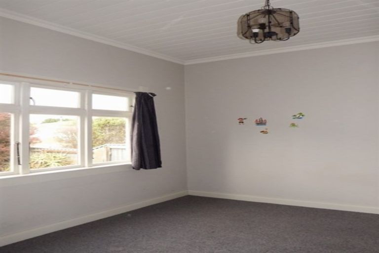 Photo of property in 8 Toia Street, Marton, 4710