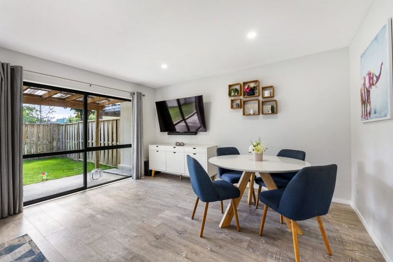 Photo of property in Casa Bella, 1/427 Albany Highway, Albany, Auckland, 0632