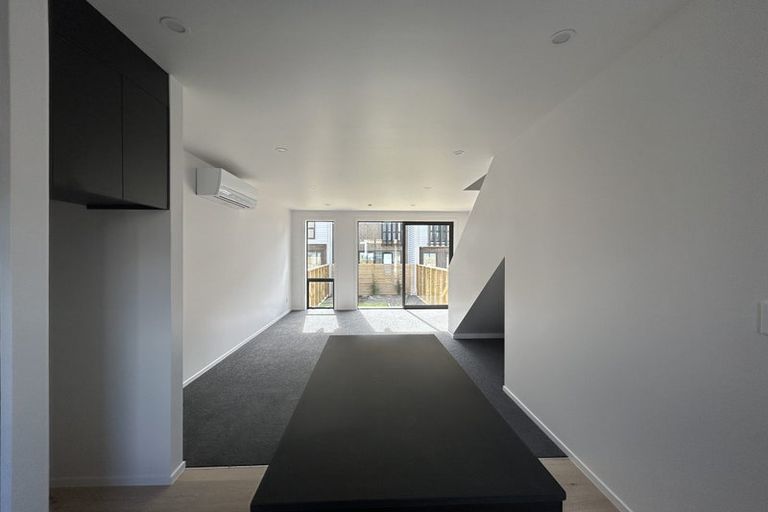 Photo of property in 8 Kamahi Place, Paraparaumu, 5032