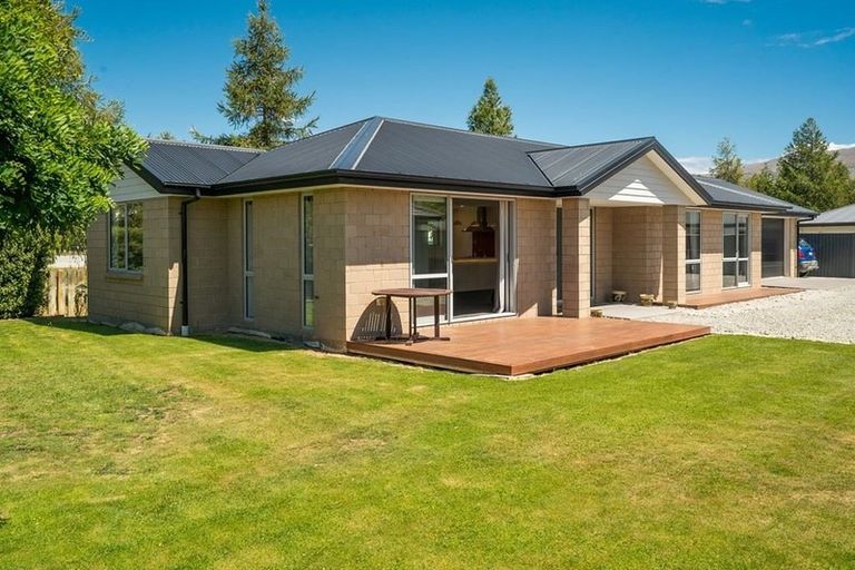 Photo of property in 6 Jelley Place, Cromwell, 9310