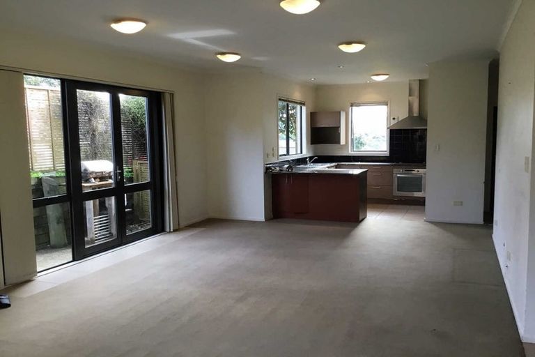 Photo of property in 21 Ashurst Lane, Greenhithe, Auckland, 0632
