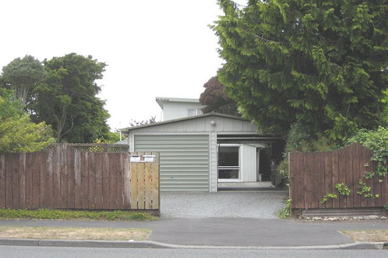 Photo of property in 5 Inwoods Road, Parklands, Christchurch, 8083