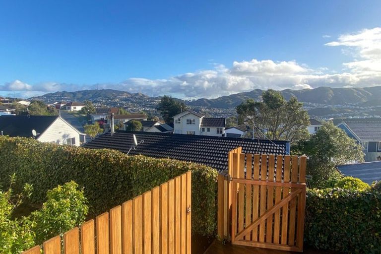Photo of property in 16b Trinidad Crescent, Grenada Village, Wellington, 6037