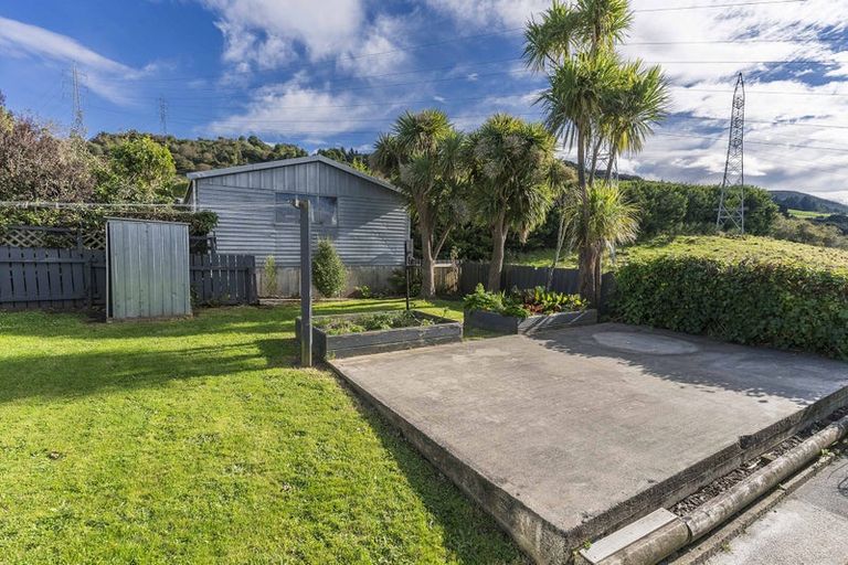 Photo of property in 43 Stephen Street, Halfway Bush, Dunedin, 9010