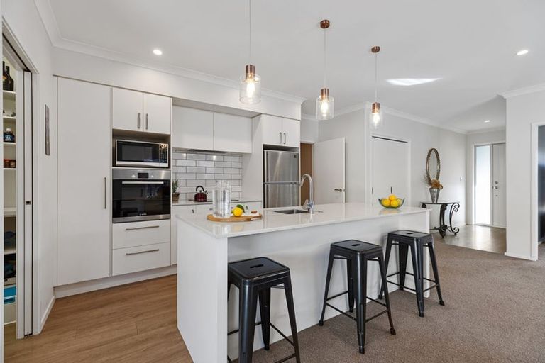 Photo of property in 77 Sandhurst Drive, Papamoa Beach, Papamoa, 3118