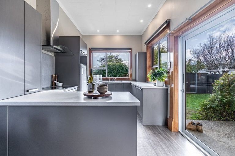 Photo of property in 100 Robertson Street, Richmond, Invercargill, 9810