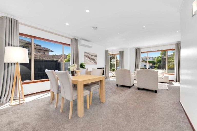 Photo of property in 19 Skye Road, East Tamaki Heights, Auckland, 2016