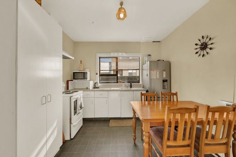 Photo of property in 17 Bradshaw Terrace, Riccarton, Christchurch, 8011