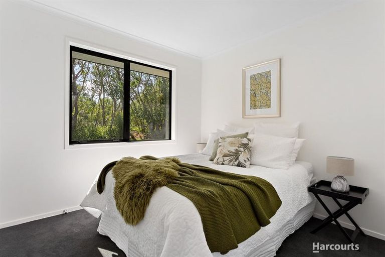 Photo of property in 20 Taupata Lane, Helensville, 0800