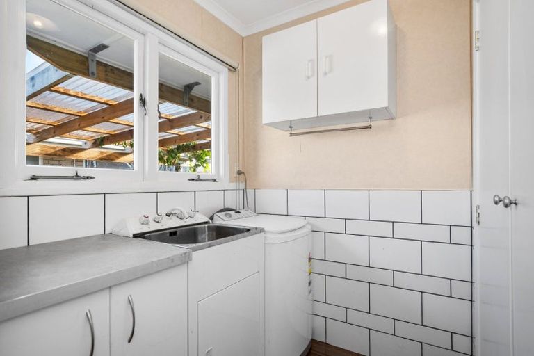 Photo of property in 54a Pemberton Crescent, Greerton, Tauranga, 3112