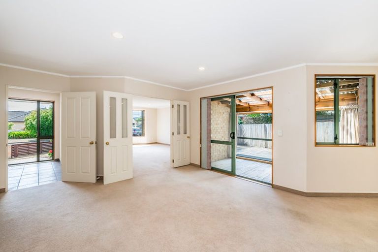 Photo of property in 144 Langdale Avenue, Paraparaumu, 5032