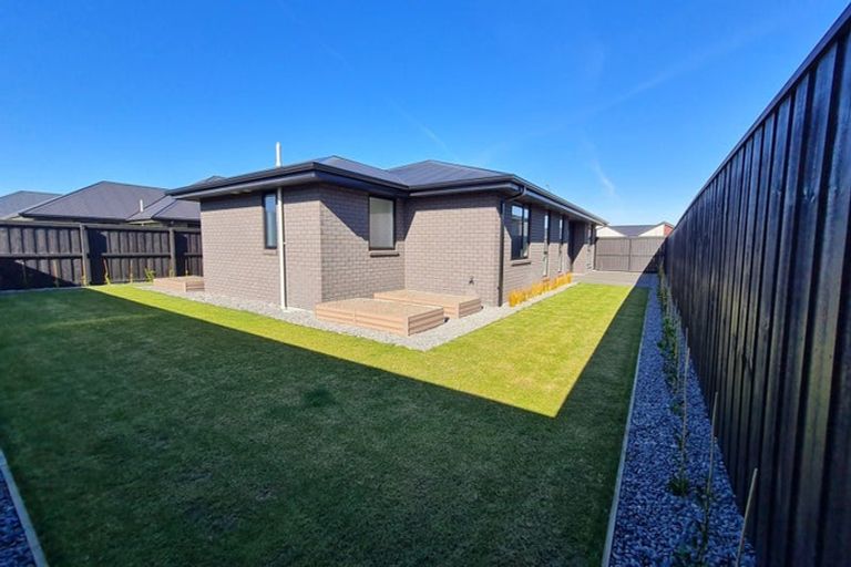 Photo of property in 17 Frogmore Way, Rolleston, 7615