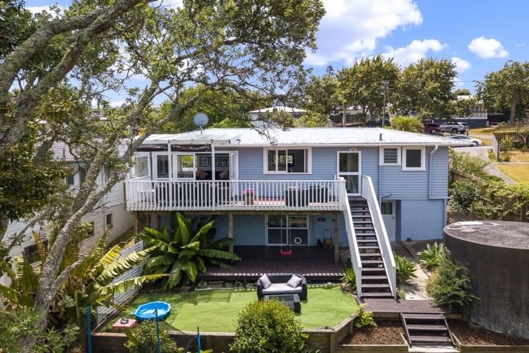 Photo of property in 7 Penton Road, Stanmore Bay, Whangaparaoa, 0932