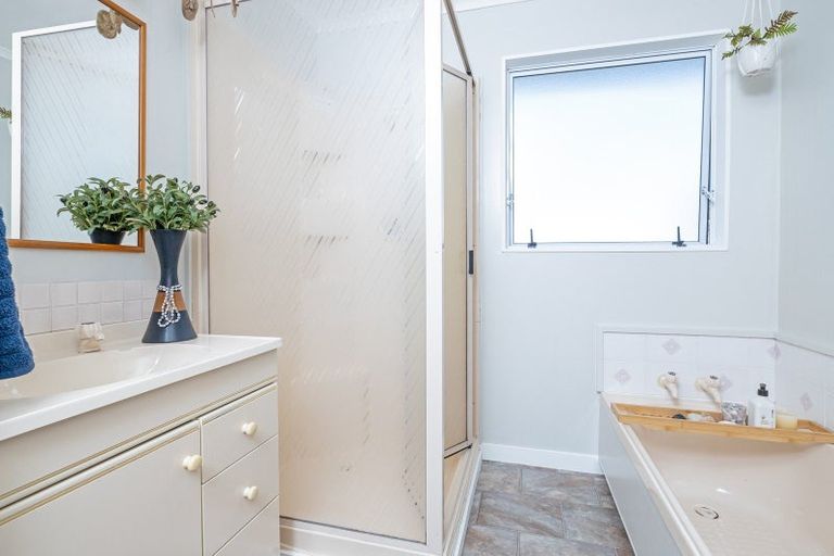 Photo of property in 98 Norfolk Road, Waingawa, Carterton, 5791