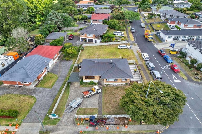 Photo of property in 8 Paerata Road, Pukekohe, 2120