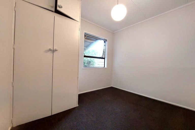 Photo of property in 19 Coroglen Avenue, Birkenhead, Auckland, 0626