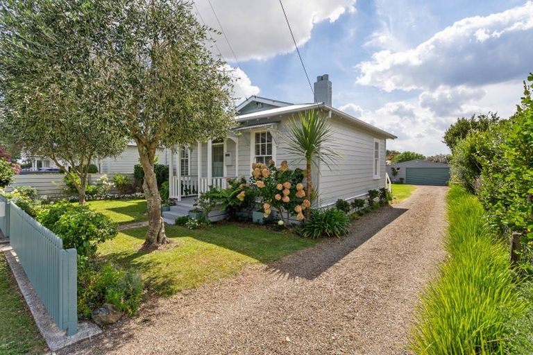 Photo of property in 19 Makomako Street, Frankton, Hamilton, 3204