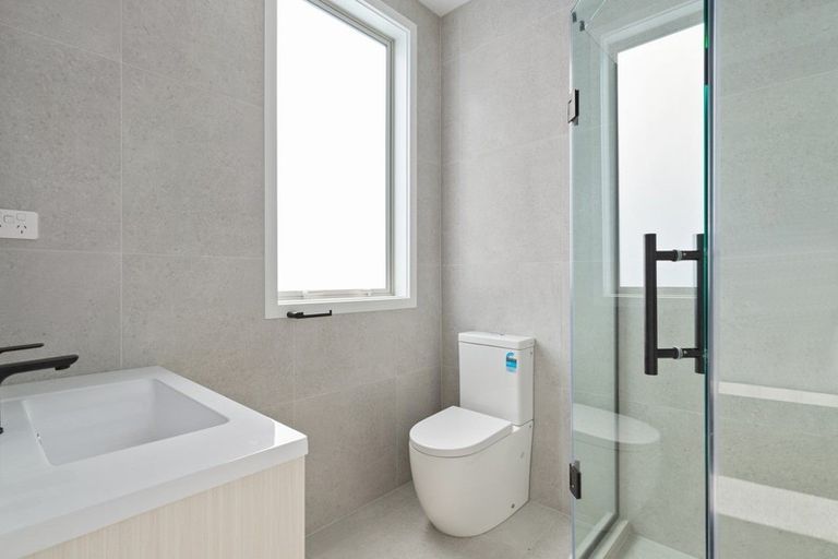 Photo of property in 18 Murray Ward Drive, Te Kauwhata, 3710