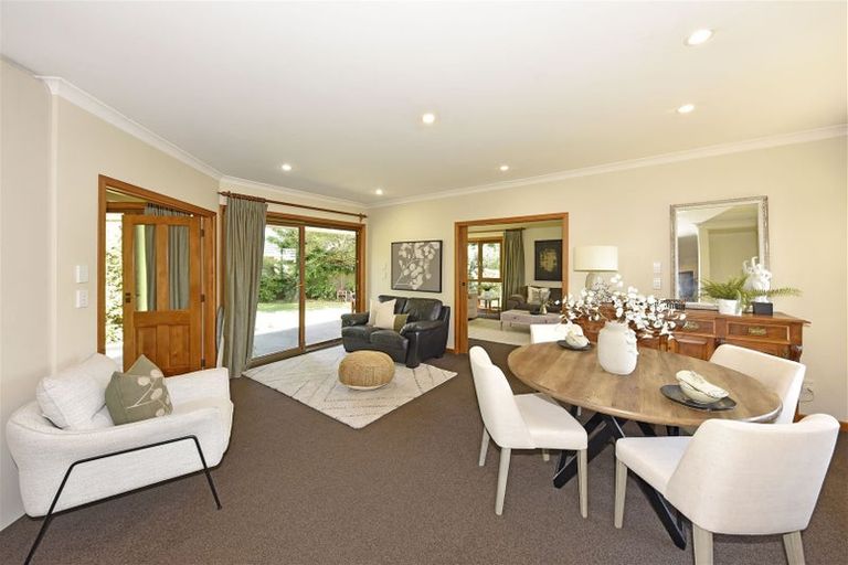 Photo of property in 2 Hadlow Place, Burnside, Christchurch, 8041