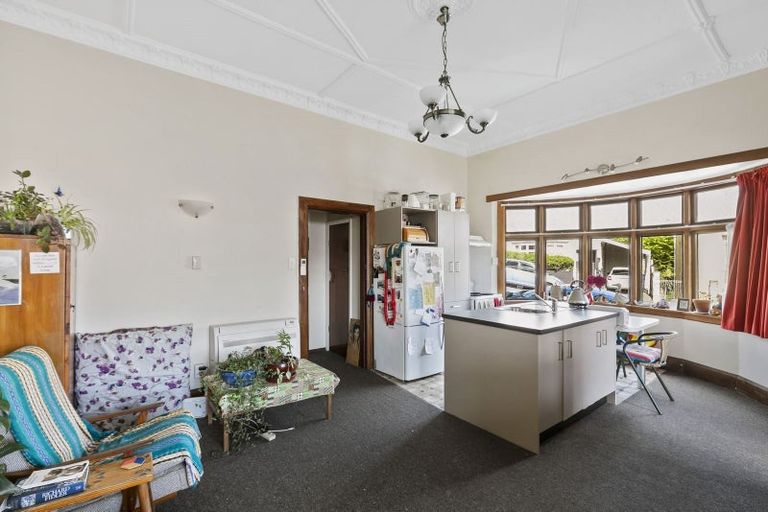 Photo of property in 71 Nairn Street, Mount Cook, Wellington, 6011