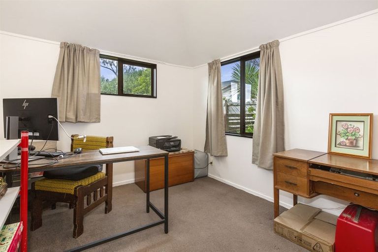 Photo of property in 5 The Haven, Whitby, Porirua, 5024