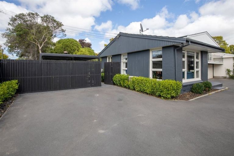 Photo of property in 15 Wairarapa Terrace, Merivale, Christchurch, 8014