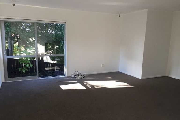 Photo of property in 57 Reynella Drive, Massey, Auckland, 0614