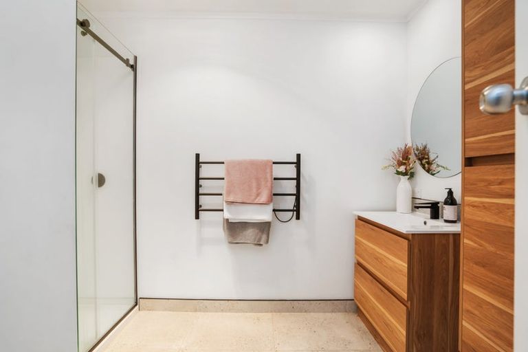 Photo of property in 57 Ogle Crescent, Te Kamo, Whangarei, 0112