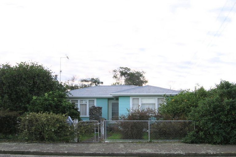 Photo of property in 4 Matai Place, Otaki, 5512