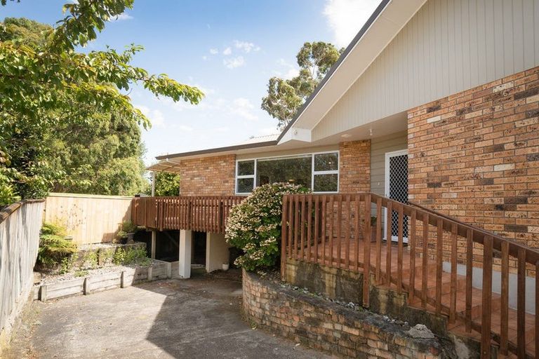 Photo of property in 8 Perth Place, Awapuni, Palmerston North, 4412