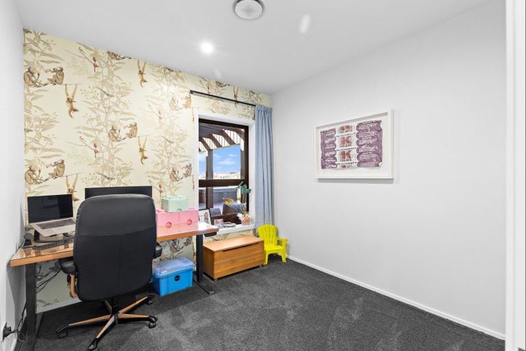 Photo of property in 7 Edenmore Terrace, Fitzherbert, Palmerston North, 4410