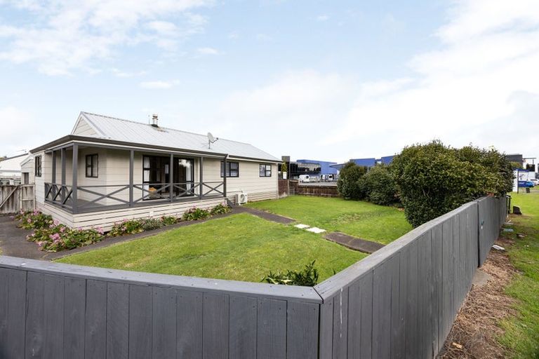 Photo of property in 71a Kahikatea Drive, Melville, Hamilton, 3206