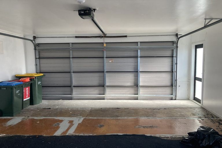 Photo of property in 27 Eskdale Road, Papakowhai, Porirua, 5024