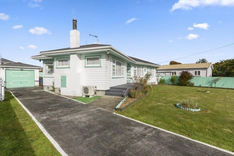 Photo of property in 46 George Street, Levin, 5510