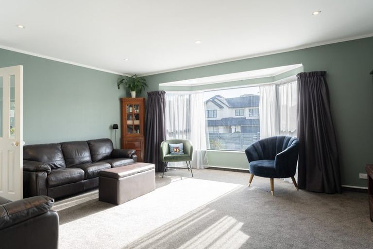 Photo of property in 7 Amesbury Drive, Churton Park, Wellington, 6037