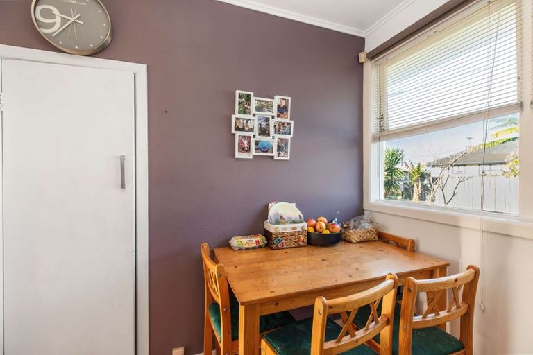 Photo of property in 87a Tidal Road, Mangere, Auckland, 2022