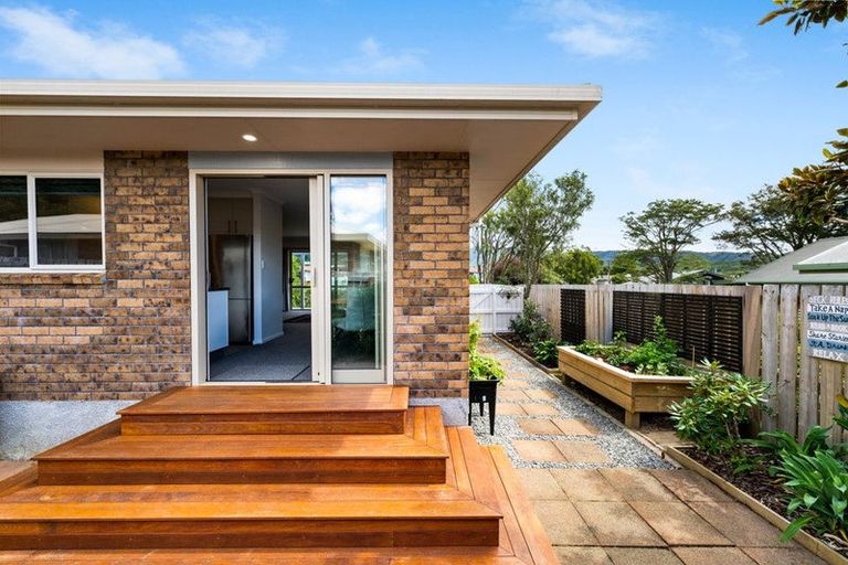 Photo of property in 67 Moana View Road, Waikawa, Picton, 7220