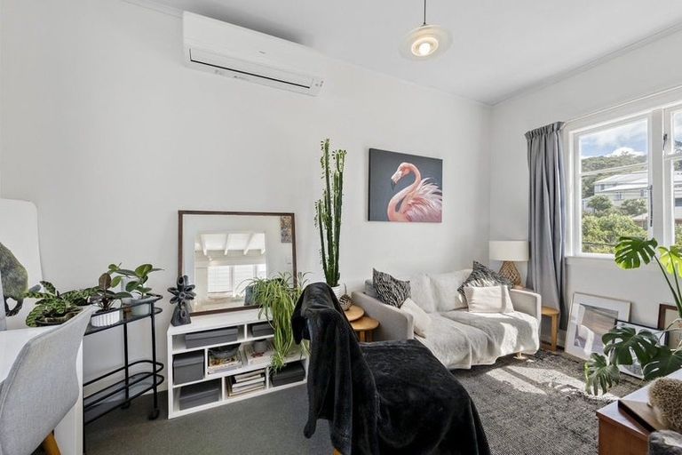 Photo of property in 5 Wright Street, Mount Cook, Wellington, 6021