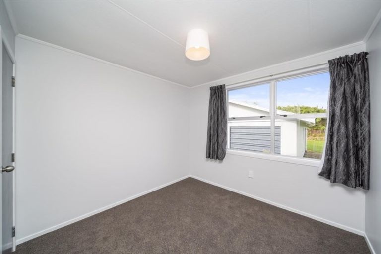 Photo of property in 22 Iredale Road, Hawera, 4610