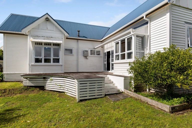 Photo of property in 12 Regan Street, Stratford, 4332