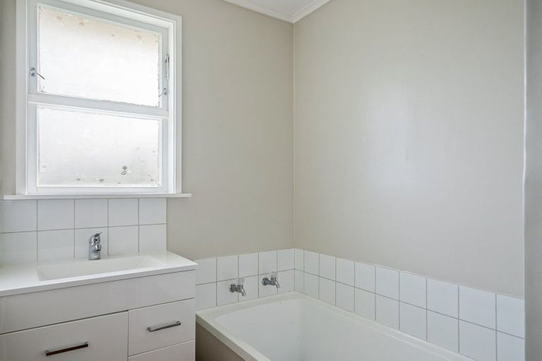 Photo of property in 34 Perth Street, Levin, 5510